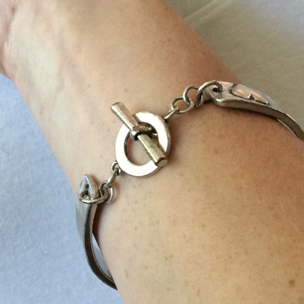 ✨BOGO✨ Inner Strength Premier Designs bracelet - Picture 4 of 5
